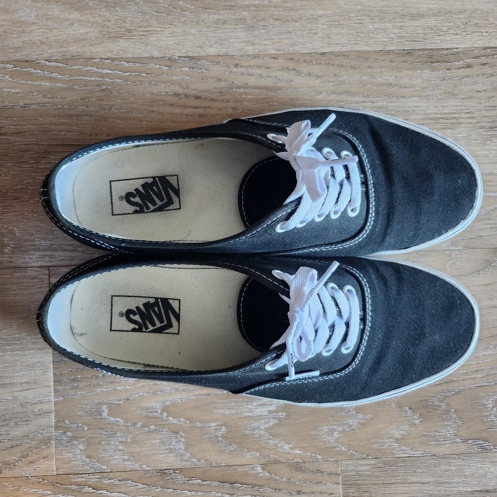 Vans Authentic Athletic Men's Shoes - US 9.5